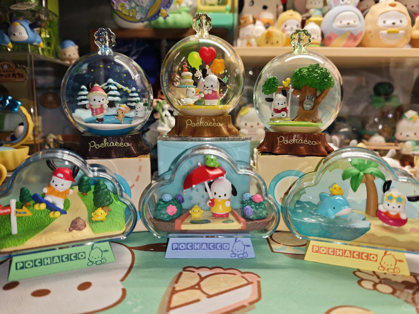 Crystal Ball Decor - Echte Pochacco Kristallen Bol Micro Landschap